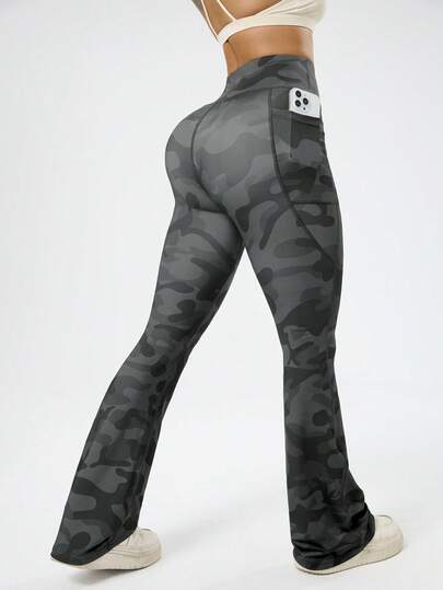 Dewbera Pantalones de yoga acampanados para mujer con bolsillos, cintura alta, diseño camuflaje básico para fitness al aire libre