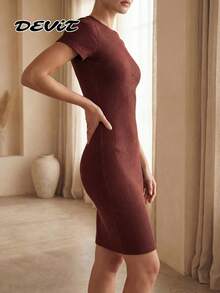 DEVIT Vestido Rib Básico Midi Ajustado de Manga Corta con Cuello Redondo - Vino - Ver 3