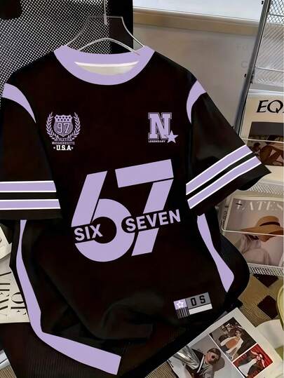 Sparklyn 春夏女童休闲时尚创意个性清新高端简约67徽章五角星条纹紫黑撞色字母标语印花休闲基础款短款T恤，舒适日常穿着，温暖的夏秋款式，适合春、夏、秋季穿着。