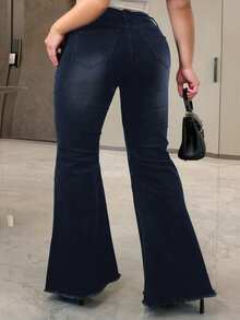 Dazy Plus 弹力水洗做旧环绕喇叭长牛仔裤，适合所有季节 - 深色水洗藍 - 查看 3