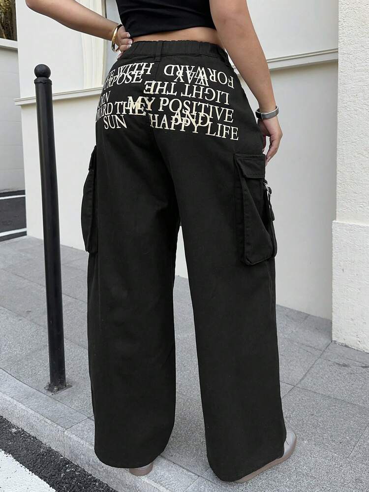 Dazy Plus Plus Size Women Letter Print Pocket Design Loose Cargo Pants, Street Style Casual Jeans, All Season