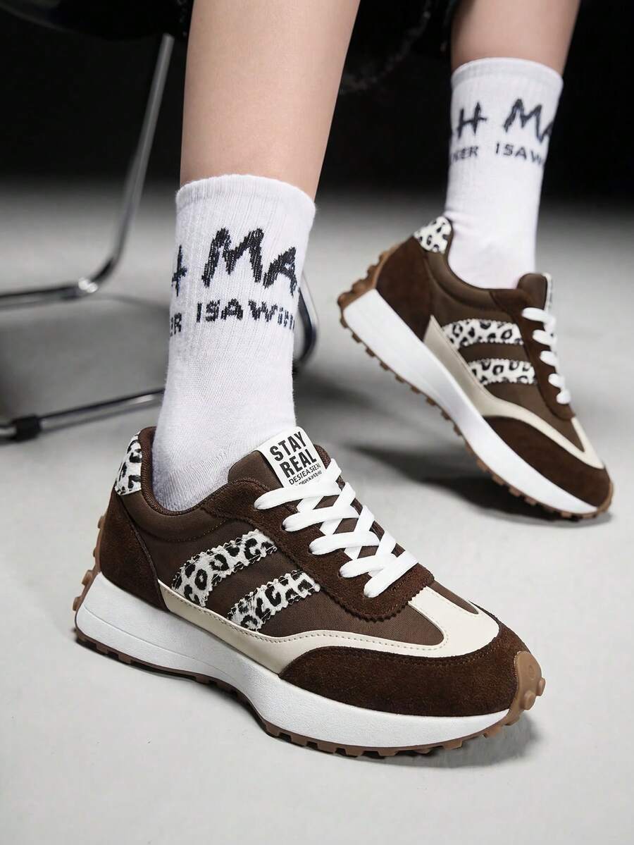 Snygga svarta sneakers för kvinnor - Moderiktiga och bekväma vardagsskor - Grå - Visa 1