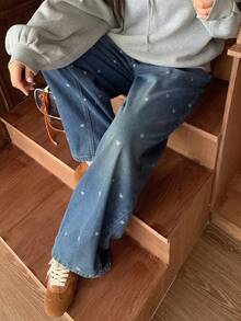 Dazy Plus Heart Print Floral Loose Straight Leg Distressed Washed Long Denim Jeans, All Season - Medium Wash - View 3