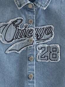 Bộ 2 món gồm áo ba lỗ và quần short denim màu xanh nhạt thêu chữ cho bé trai. - Rửa nhẹ - Xem 5