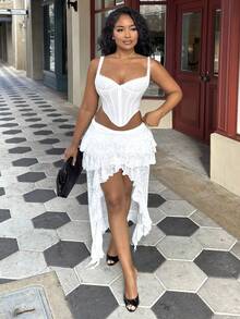 Alexandranx Ultra Low-Waisted Lace Tiered High-Low Hem Skirt - White - View 3