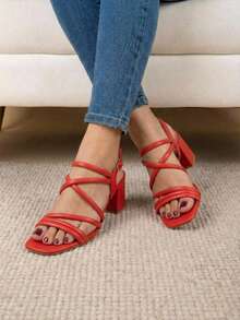 Wide Heel Sandal With Crossed Straps - 紅色 - 查看 4