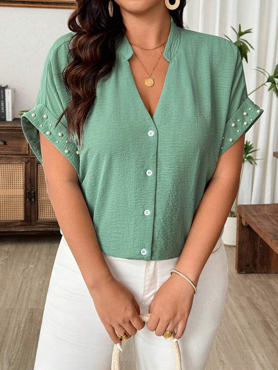 SHEIN Elenzya Camisa de mujer de talla grande con diseño de perla de puño texturizado - Verde - Ver 1