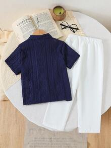 SHEIN Vintaside Kids 2件套男童夏季柔软舒适面料POLO领短袖针织提花口袋衬衫+松紧腰阔腿裤休闲套装，适合春夏外出穿着 - 藏蓝色 - 查看 3