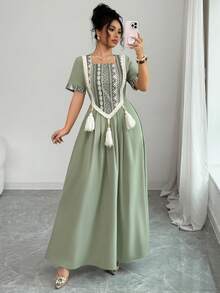 Al Najma 女士短袖方领阿拉伯长裙 - 綠色 - 查看 5