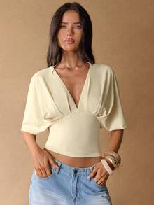 SHEIN BAE 女士休闲度假深V褶皱腰部宽松T恤，适合海滩度假、姐妹聚会、浪漫约会、休闲外出、日常穿着、工作通勤，浅蓝色，休闲度假T恤 - 杏色 - 查看 5