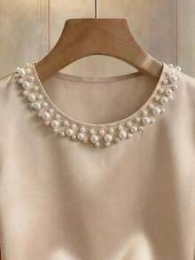 Franclia 优雅高端珍珠装饰圆领荷叶边短袖杏色女式衬衫 - 杏色 - 查看 4