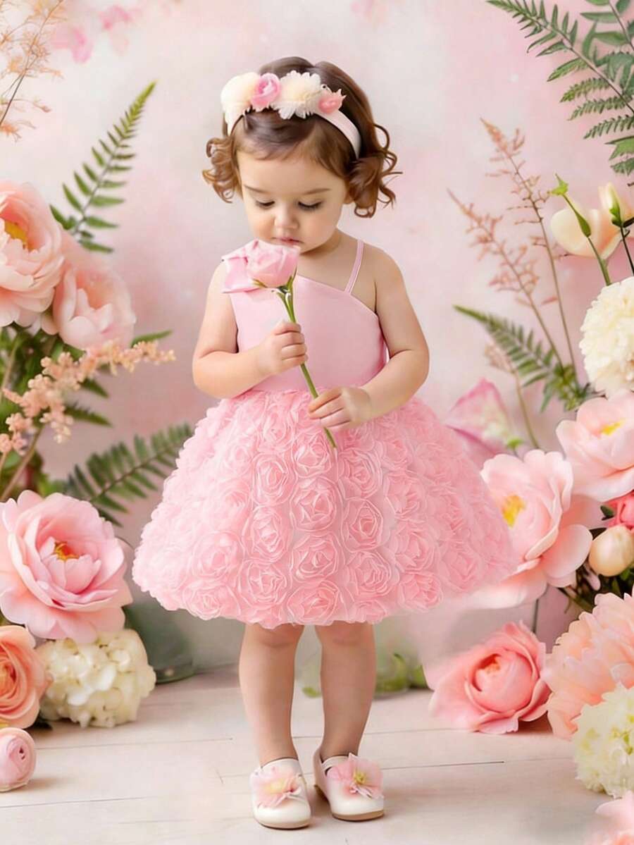 SHEIN Glamorique Kids 女婴花童伴娘礼服，婚礼，花童，优雅，3D玫瑰，生日派对，适合正式场合，生日拍照服装 - 粉色 - 查看 1