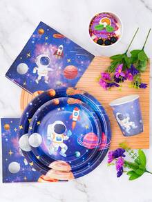 Bộ đồ dùng tiệc dùng một lần hình phi hành gia gồm đĩa, khăn ăn và cốc giấy, phục vụ 24 khách. Bộ đồ dùng tiệc bằng đĩa giấy dùng một lần này phù hợp cho sinh nhật, đám cưới, tiệc theo chủ đề và dã ngoại gia đình. - Xem 3