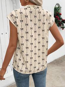 SHEIN PETITE 女士春夏蝴蝶印花镂空领蝙蝠袖衬衫 - 杏色 - 查看 2