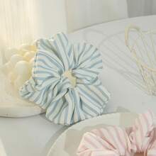 A Cute Striped Hair Accessory,French Country Sweet Style Large Intestine Hair Band Lace Floral Bathroom Hair Accessory, Suitable For Daily Decoration And Festival Gifts - multicolor - View 6