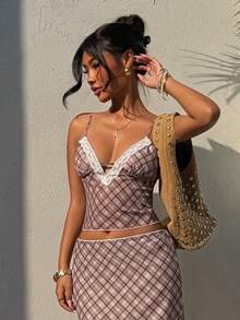 Aloruh New Arrival Women's Casual Elegant Sweet Cute Sexy Brown Plaid Contrast Lace Backless Camisole - Brown - View 4