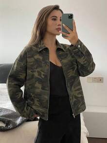 Livesso Chaqueta de mezclilla con cremallera, estilo casual y holgado, con cuello de solapa y camuflaje, de algodón verde, adecuada para verano y primavera, para mujer - Verde militar - Ver 3