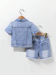 Setelan Denim Anak Laki-Laki Musim Panas Terbaru Biru Muda Pudar dengan Efek Usang, Jaket Lengan Pendek & Celana Pendek 2 Potong, Pakaian Sekolah Retro Katun Premium untuk Balita - Light Wash - View 2
