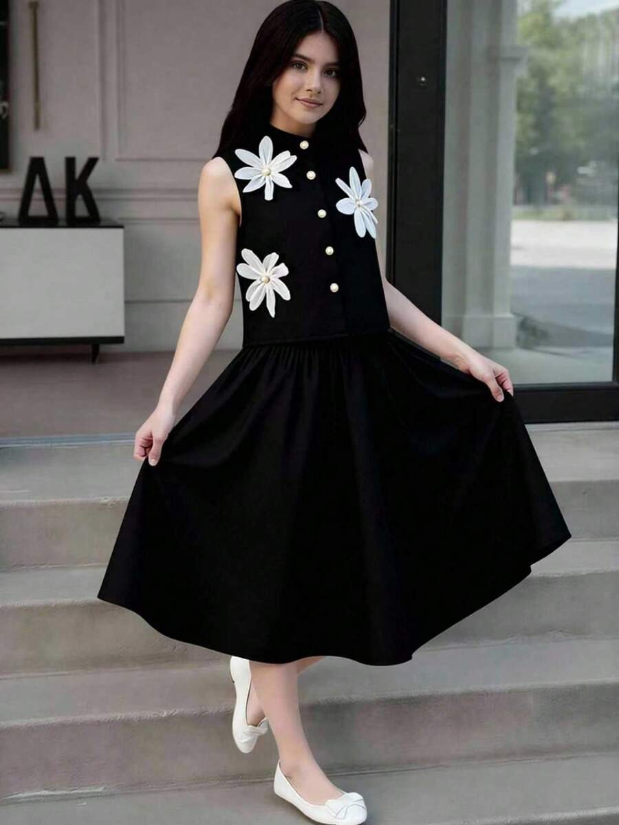 SHEIN ChillGRL 女孩兩件套,無袖假領開襟背心搭配花瓣圖案與純色 A 字裙,黑白配色夏季茶會套裝 - 黑色 - 查看 1