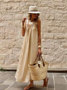 SHEIN PariChic 女士浪漫优雅休闲圆领无袖杏白条纹印花长连衣裙，后背饰有蝴蝶结，适合度假、沙滩、春夏新款、情人节、工作、生日等场合，尽显波西米亚风情。 - 杏色 - 查看 5