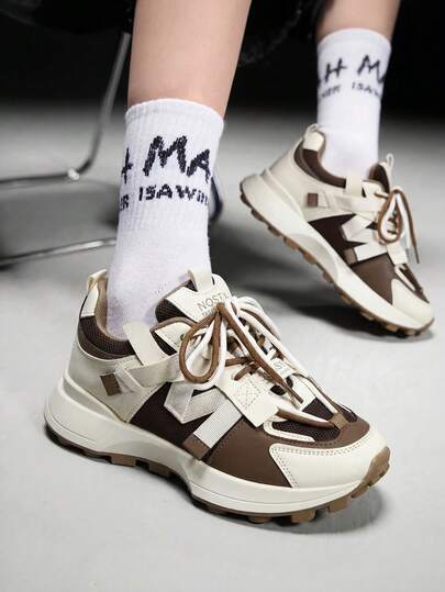 Vate 女士卡其色网眼尼龙运动鞋，厚底系带坡跟休闲鞋