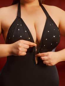 Spicy Aura Gaun Seksi Plus Size dengan Potongan V Dalam, Detail Kerut, Hiasan Berlian Imitasi, dan Glitter yang Menonjolkan Lekuk Tubuh, Cocok untuk Pesta, Bar, Klub, dan Festival Musik. - Hitam - View 6