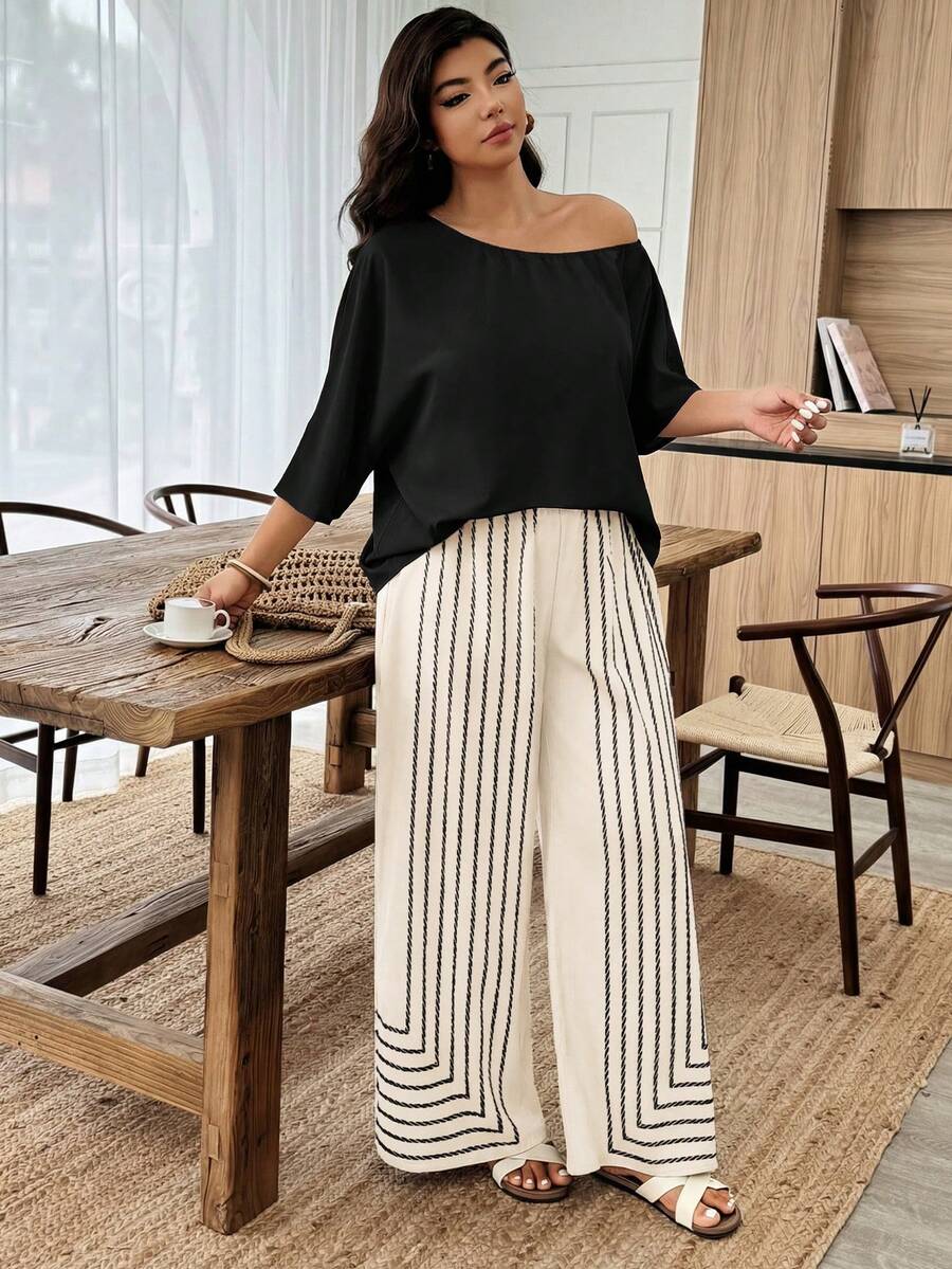 Weeklong Bộ áo và quần short in họa tiết bất đối xứng vai dành cho nữ cỡ lớn, thích hợp cho mùa xuân/hè. - Nhiều màu - Xem 1