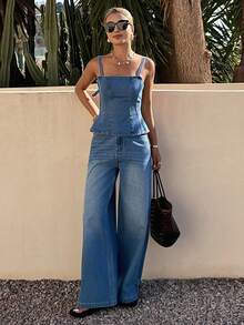 DAZY Bộ đồ nữ đơn sắc tối giản gồm áo hai dây và quần jeans, thích hợp mặc hàng ngày. - Màu xanh lam - Xem 3