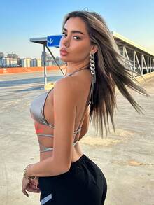 SHEIN X Doris Jocelyn SHEIN ICON Cà vạt chéo hở lưng bằng da PU Dây buộc dây màu bạc - Bạc - Xem 6