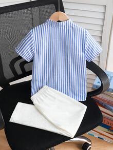 SHEIN 男童休闲条纹短袖衬衫长裤套装（2件套），适合日常休闲、度假、运动、夏季穿着 - 藍色 - 查看 2