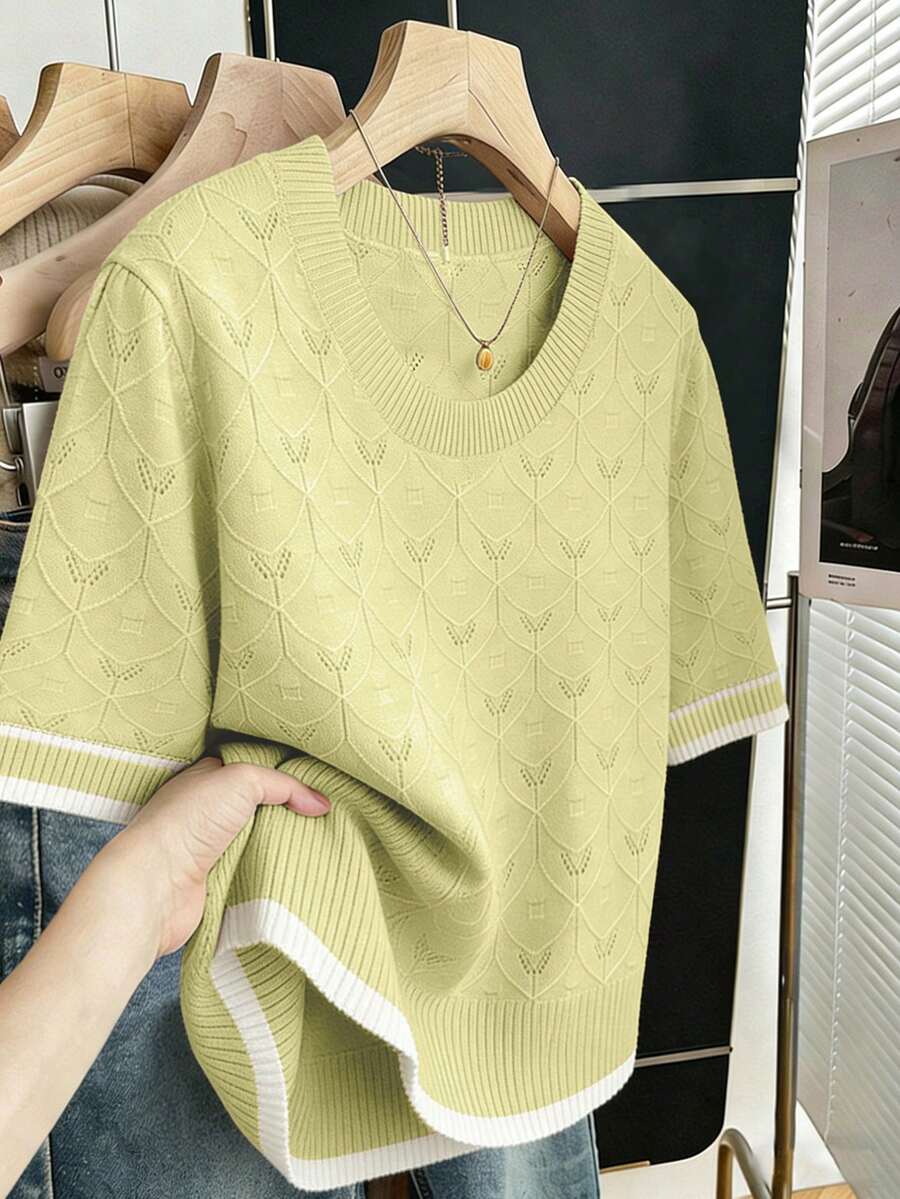 SHEIN Clasi 女士休闲衬衫,日常简约通勤情人节街头风百搭商务优雅知性圆领条纹常规版型短袖撞色杏色宽松直筒套头针织衫,大码可选,春夏女士服装女式上衣女式针织衫 - 綠色 - 查看 1