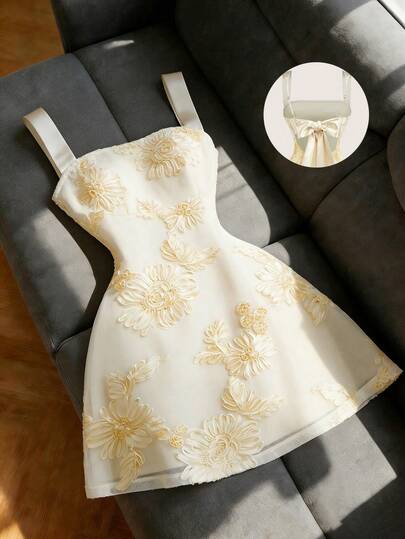 Franclia 杏色网纱刺绣系带露背性感连衣裙，浪漫约会及日常穿着皆宜，优雅收腰印花无袖女士长款连衣裙，春夏款