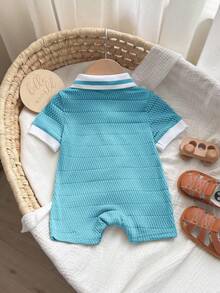 新生儿男/女宝宝绿色纹理柔软舒适提花面料撞色针织柔软polo领短袖半拉链连体短裤，适合度假、居家和外出穿着。 - 霧霾藍 - 查看 2