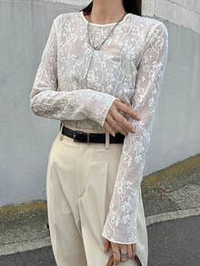 FRIFUL 女款圓領蕾絲布料修身喇叭袖純色休閒T恤 夏季長袖 - 杏色 - 查看 5