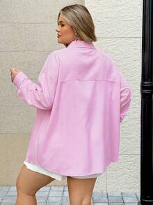 SHEIN CURVE+ Maglietta a righe rosa casual con spalle scoperte e monopetto, blusa estiva carina per taglie forti - Rosa - Visualizzare 2