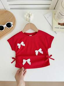 SHEIN LMoss Kids 女婴可爱休闲百搭白色蝴蝶结针织短袖上衣，夏季 - 紅色 - 查看 4