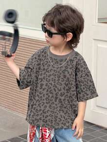 Dazy Kids 男童豹纹圆领短袖休闲T恤，时尚日常穿着 - 灰色 - 查看 1