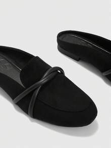 CUCCOO BIZCHIC 女士黑色圆头平底鞋，日常百搭通勤鞋，闭趾款 - 黑色 - 查看 4