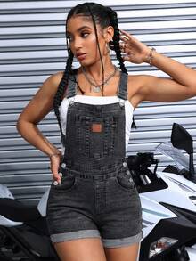 SHEIN PETITE Quần yếm denim nữ kiểu dáng thường ngày với họa tiết chữ. - màu đen - Xem 1