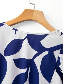 GlowEve CURVE Blouse à volants col V pour femmes grandes tailles, imprimé floral bleu et blanc vintage, ajustée, manches courtes, décontractée, convient pour les vacances, le travail et le port quotidien, été - Bleu et Blanc - Voir 8