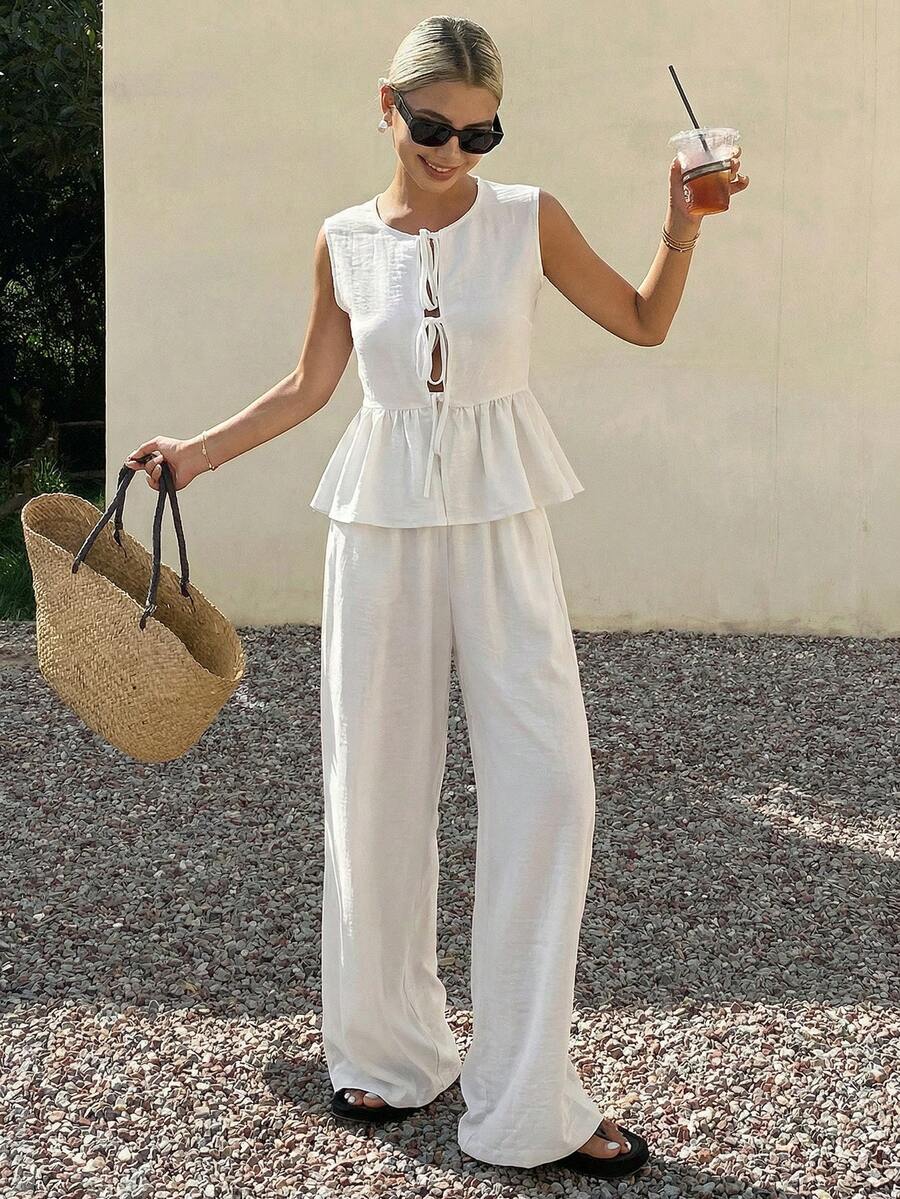 Livesso 2 piezas Conjunto informal de verano para mujer con blusa blanca con nudo delantero y pantalones sueltos - Beis - Ver 1
