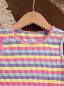 SHEIN 女童夏季新款简约条纹吊带背心和吊带短裤套装，玫红色吊带短裤饰有可爱的小熊和爱心图案，百搭甜美装扮 - 藍色 - 查看 4