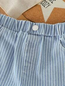 SHEIN Genkimix Kids 男孩夏季學院風2件套套裝，刺繡圖案立領襯衫搭配條紋短褲，韓版簡約時尚運動休閒套裝 - 藏蓝色 - 查看 6
