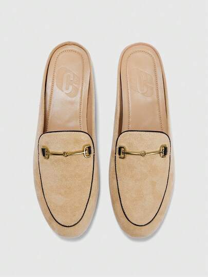 CUCCOO BIZCHIC 女士浅棕色绒面革金属装饰圆头平底鞋，日常百搭通勤鞋，闭趾