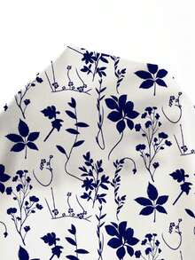 EMERY ROSE 两件套加大码女式蓝白树叶印花短袖上衣和裤子套装，适合度假穿着 - 彩色 - 查看 6