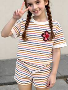 2件套少女休闲彩色条纹圆领短袖T恤短裤套装，专为女孩设计，舒适的夏秋款式，适合日常穿着。 - 彩色 - 查看 3