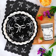 Bộ đồ dùng tiệc dùng một lần Black Bow gồm đĩa, khăn ăn và cốc, phục vụ 24 người, thích hợp cho sinh nhật, đám cưới, tiệc theo chủ đề và dã ngoại gia đình. - Xem 3