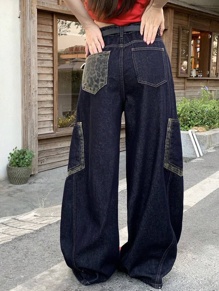 Women's Regular Waist Leopard Print Patchwork Pocket Decor Loose Straight Leg Casual Jeans