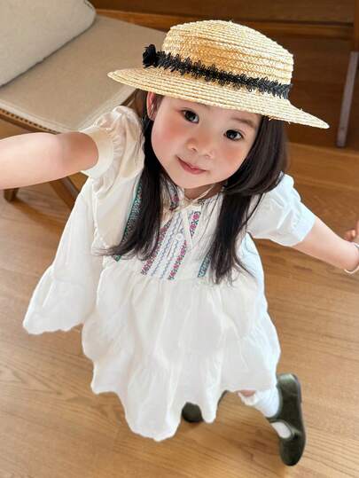 DAZY Vestido blanco de estilo de vacaciones de verano para niñas, nuevo vestido de manga corta bordado para niña pequeña (Talla Pequeña)