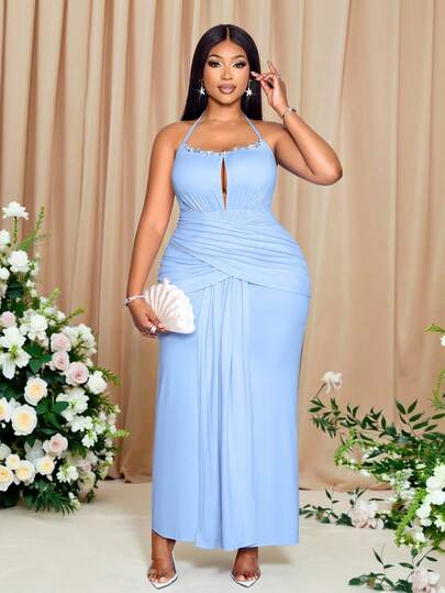 SOLERSUN Plus-Size Women's Fashion, Solid Color, Sleeveless, Tie-Neck, Slit Dress. Adorned With A Silver Bow At The Neckline, It Exudes Elegant Charm, While The Unique Tie Design Adds A Touch Of Spring And Summer. Ideal For Beach Vacations, Dates, Weddings, Or Bridesmaid Dresses. Also Suitable For Valentine's Day, Parties, Concerts, Easter, And Various Other Occasions. Fashionable And Versatile, It's Also Suitable For Everyday Wear And Park Picnics. New For 2026.